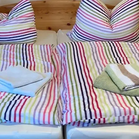 Am Louisenteich Apartman *